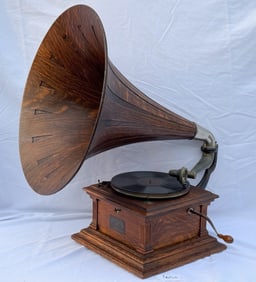 Victor III Disc Phonograph