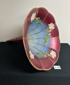 Red H&S Morning Glory Horn with Flowers