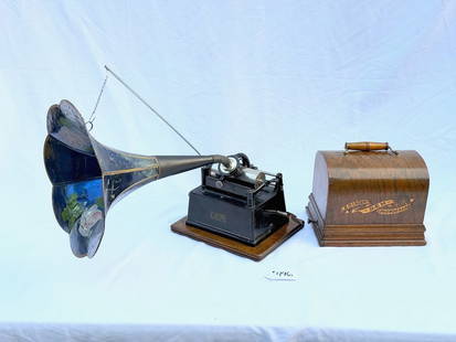 Edison Gem Cylinder Phonograph: Later style model A, model B reproducer, crank, Standard 8 panel flowered horn, SN-G118298
