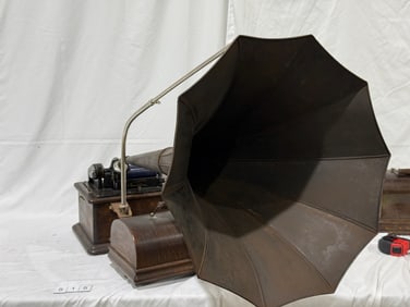 Edison Standard Cylinder Phonograph