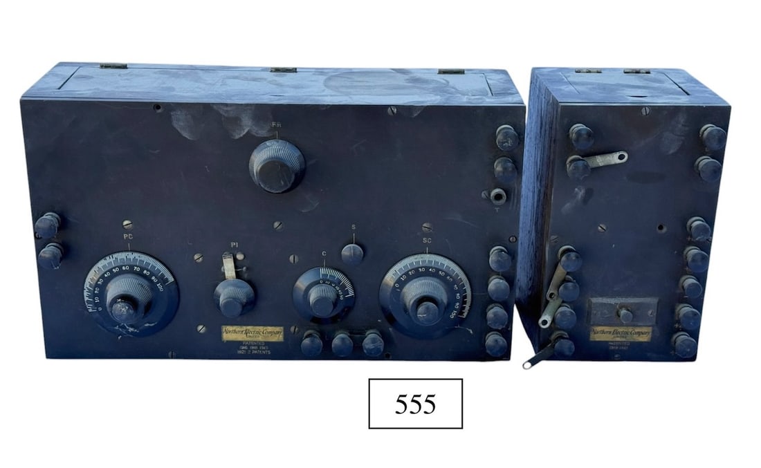1920's Northern Electric Co. R2 Regenerative Radio w/ R105 Audio Amplifier (1 of 3)