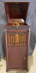 Edison C-19 Floor Model Disc Phonograph