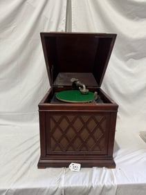 Edison B-19 Table Top Disc Phonograph