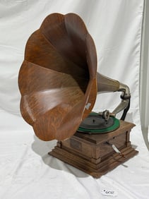 Victor M Disc Phonograph