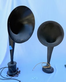 Radiola UZ-1325 and Western Electric 10-D Horn Speakers