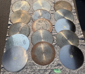 15 Regina 15-1/2" Music Discs