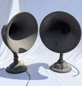 (2) Atwater Kent Type M Radio Horn Speakers