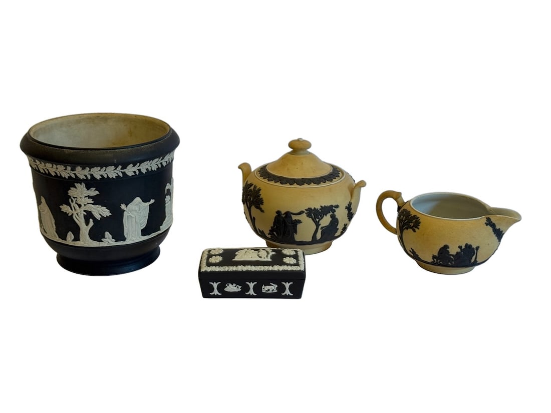 4 Wedgewood Basalt Examples (1 of 1)