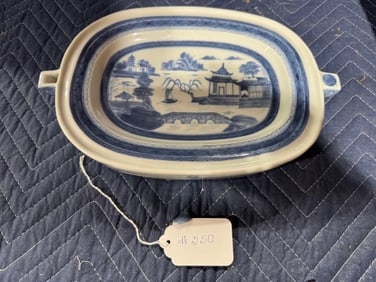 Antique Chinese Export Nanking or Canton Blue & White