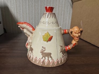 Scarce Clarice Cliff Teepee Teapot