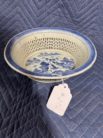 Antique Chinese Canton Porcelain Fruit Basket