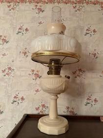 Aladdin Alacite Lincoln Drape Lamp