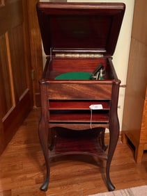 Antique Columbia Princess Disc Phonograph
