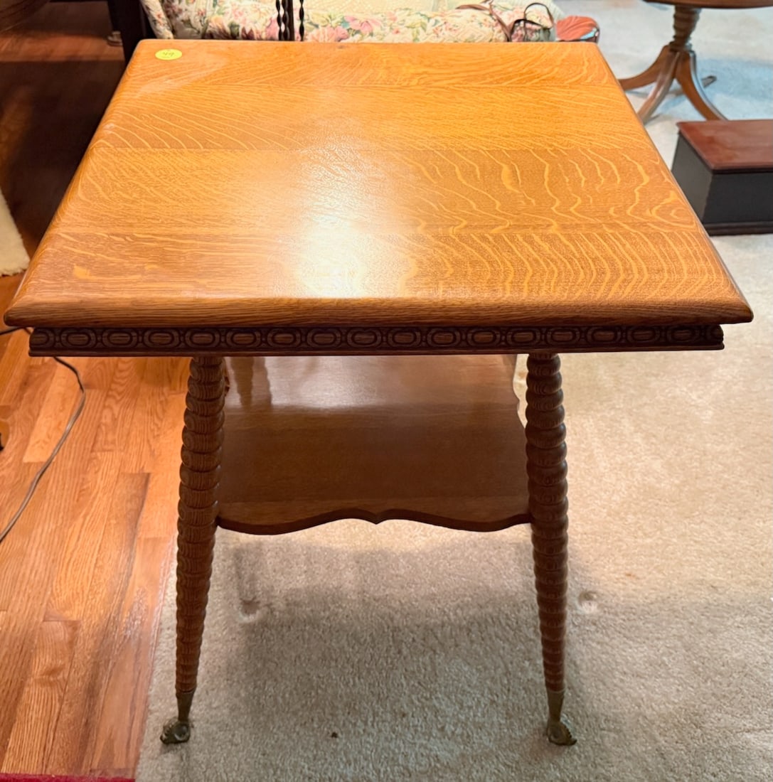 Oak Parlor Table (1 of 2)