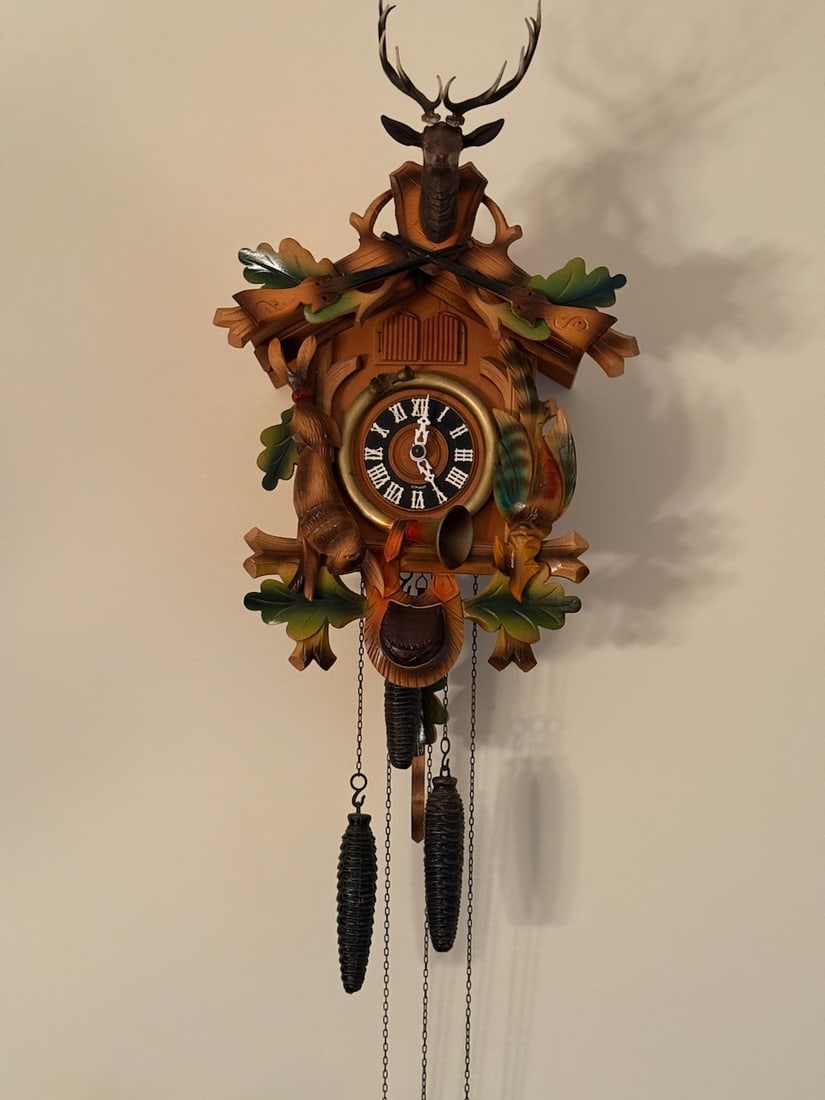 Black Forest Style Cuckoo Clock (1 of 2)