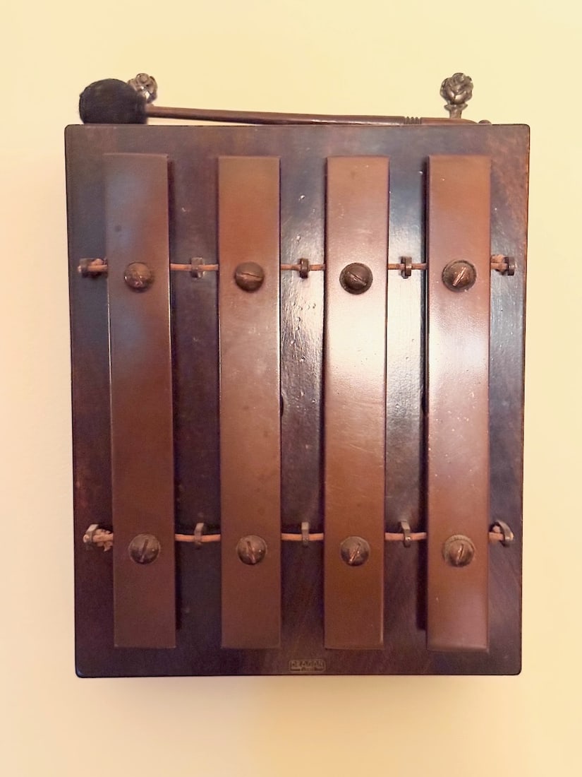 4 Chime Dinner Call Bell (1 of 1)