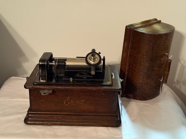 Edison Standard Cylinder Phonograph