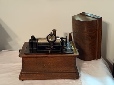 Edison Standard Cylinder Phonograph