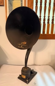 Radio Magnavox Speaker