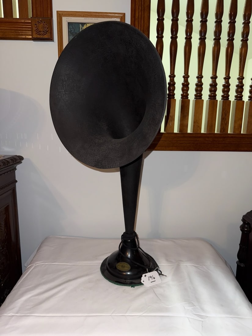 RCA Radio Speaker (1 of 2)