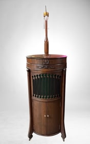 Modernola Lamp Phonograph