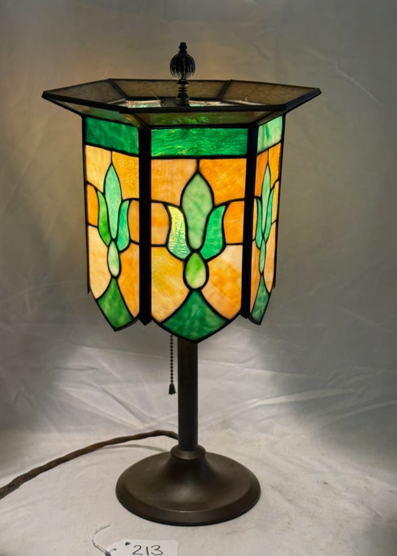 Stain Glass Lamp with Iron and Metal Base: Measure 19-1/2" Tall