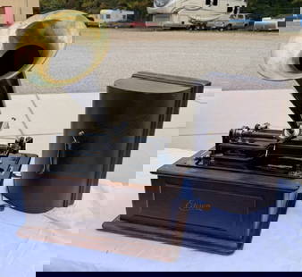 Edison Triumph Cylinder Phonograph: Model B Oak with brass bell horn, model H reproducer, shaver, S/N-50523