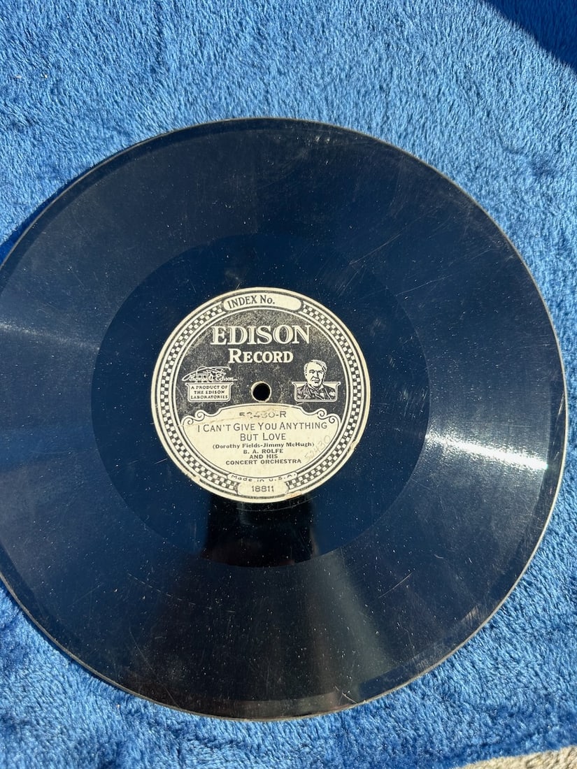 Edison 52430 Diamond Disc Record (1 of 2)