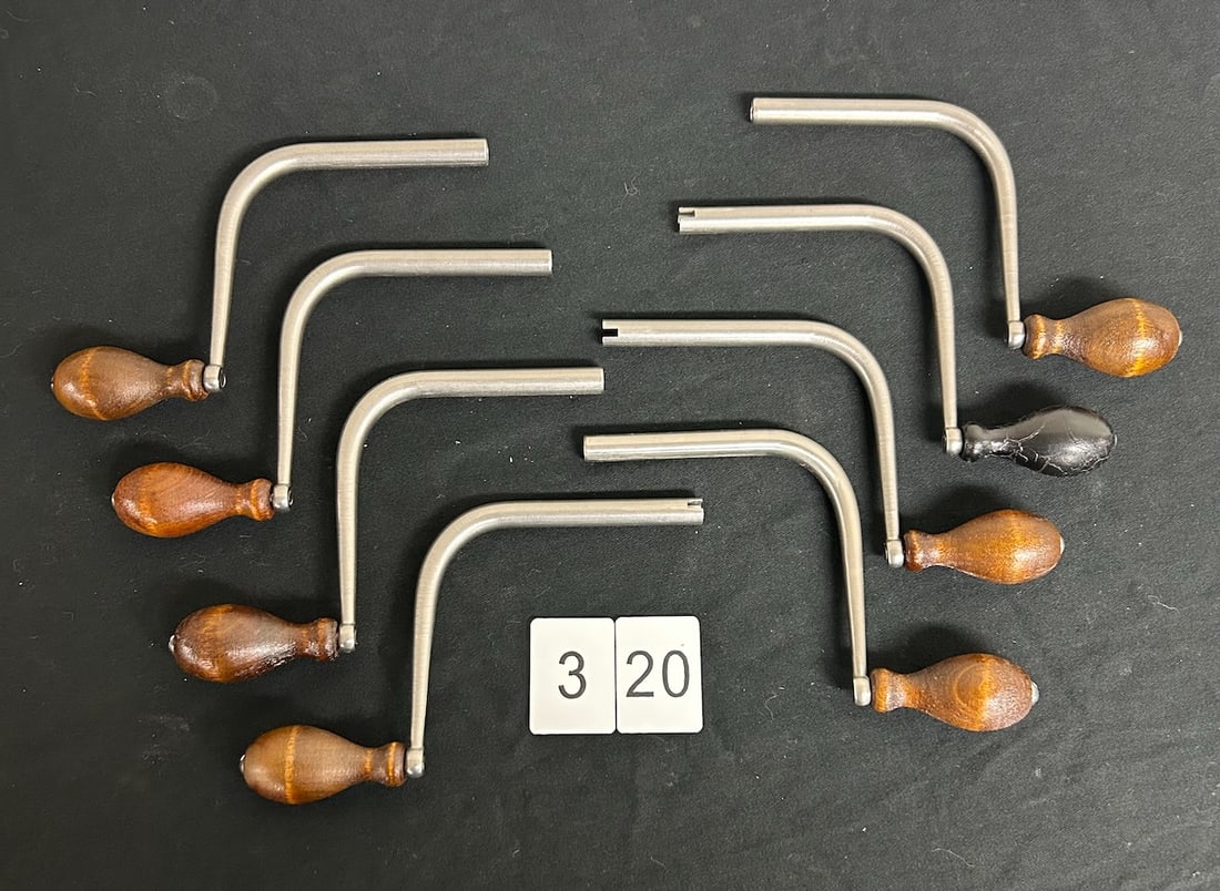 (8) Victor Phonograph Cranks (1 of 1)