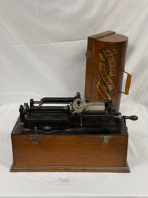 Edison Banner 4-Latch Home Cylinder Phonograph