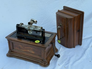 Columbia AO Cylinder Phonograph