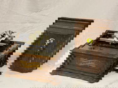 Columbia BE Cylinder Phonograph