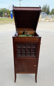 Edison H-19 Oak Floor Model Disc Phonograph