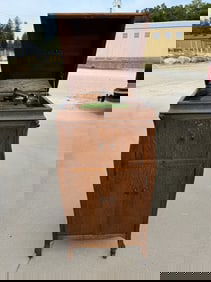 VV-XIV Floor Model Phonograph