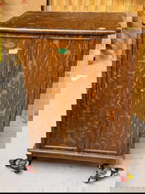 Oak 2 door record cabinet