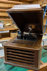U.S. Rex Cylinder Phonograph