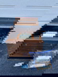 Celestina Organette: Excellent sound, no decal on case, 6 rolls included.