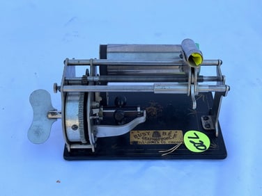 Columbia Busy Bee Cylinder Phonograph