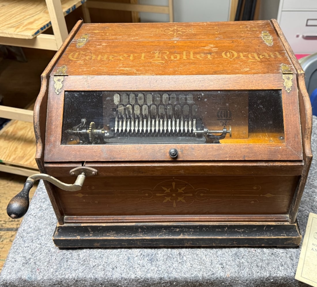 Concert Roller Organ: 22 cobs included