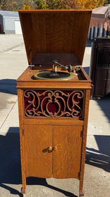 United Model B Floor Model Phonograph