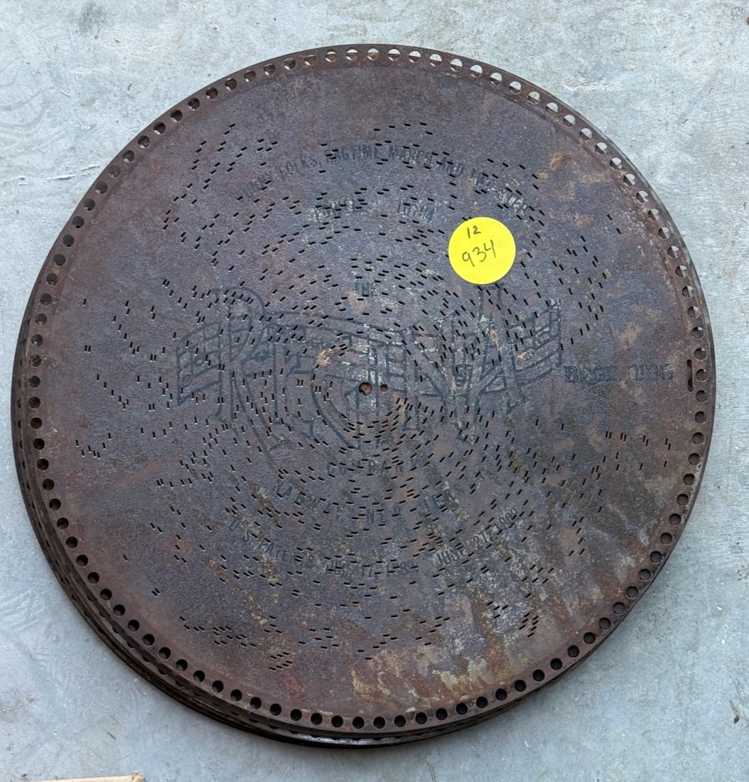12 15-1/2" Regina Discs: One lot