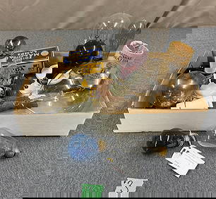 Group of Various Light Bulbs (1 of 2)