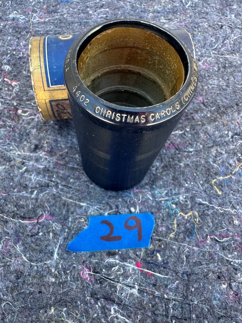 Edison Christmas Cylinder Record 4402 (1 of 3)