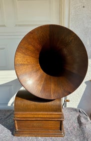 Edison Oak Opera Cylinder Phonograph