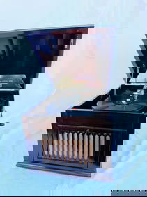 Aeolian - Vocalian Disc Phonograph