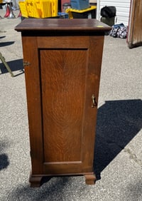 Very Good Oak Record Cabinet
