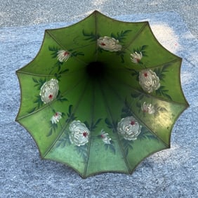 Flowered Morning Glory Horn