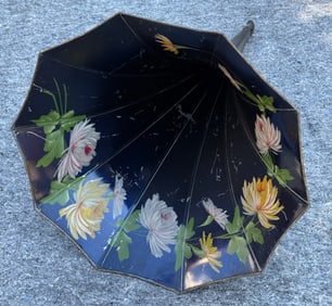 Flowered Morning Glory Horn