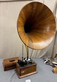 Edison Standard Cylinder Phonograph