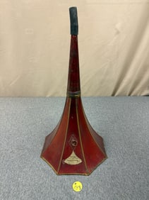 Maroon Gem Phonograph Horn
